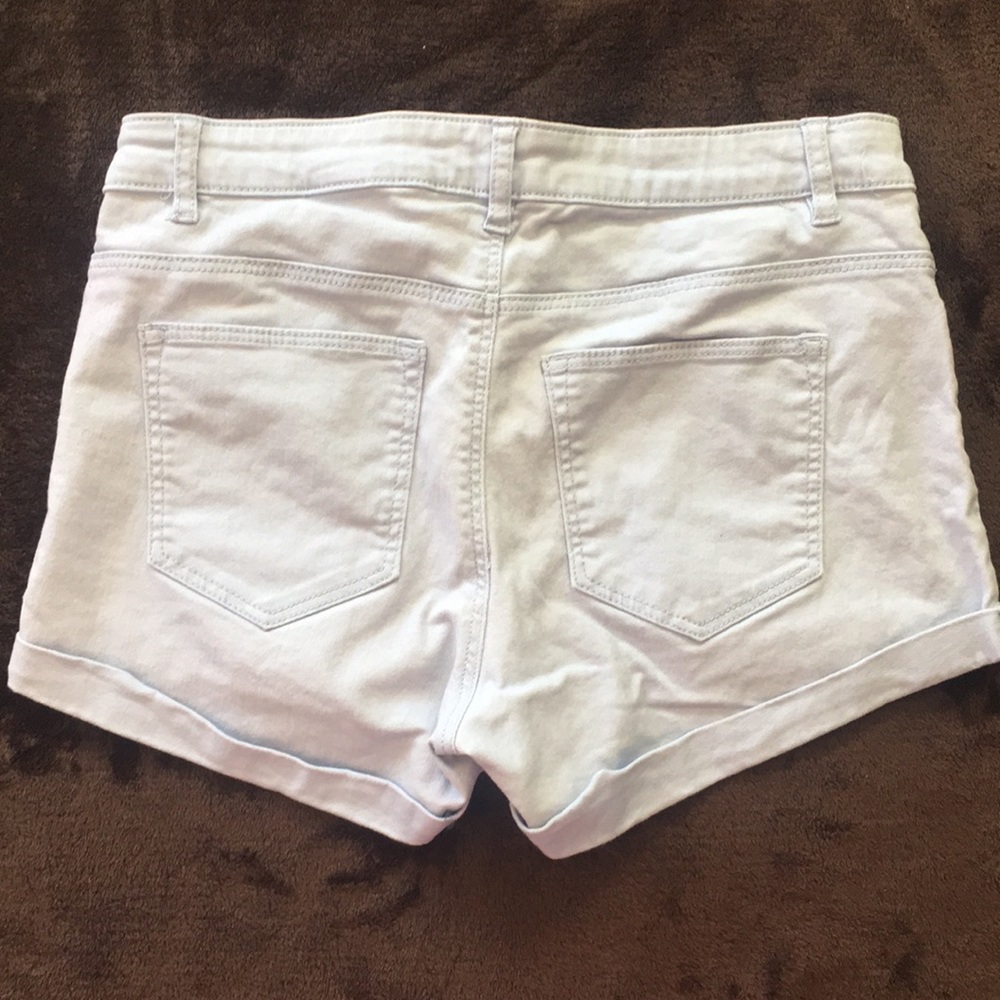 H&M shorts - Picture 2 of 3